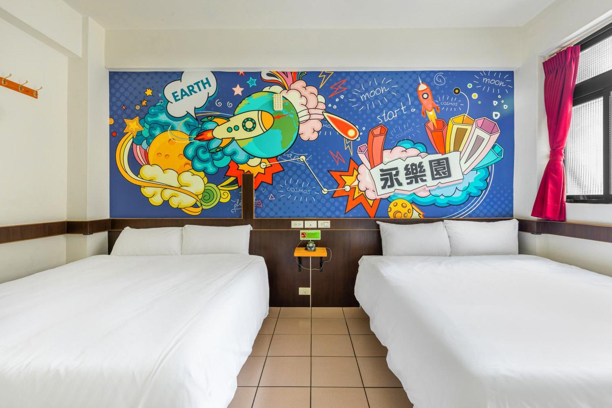 Forever Happiness Hostel 埔里 エクステリア 写真