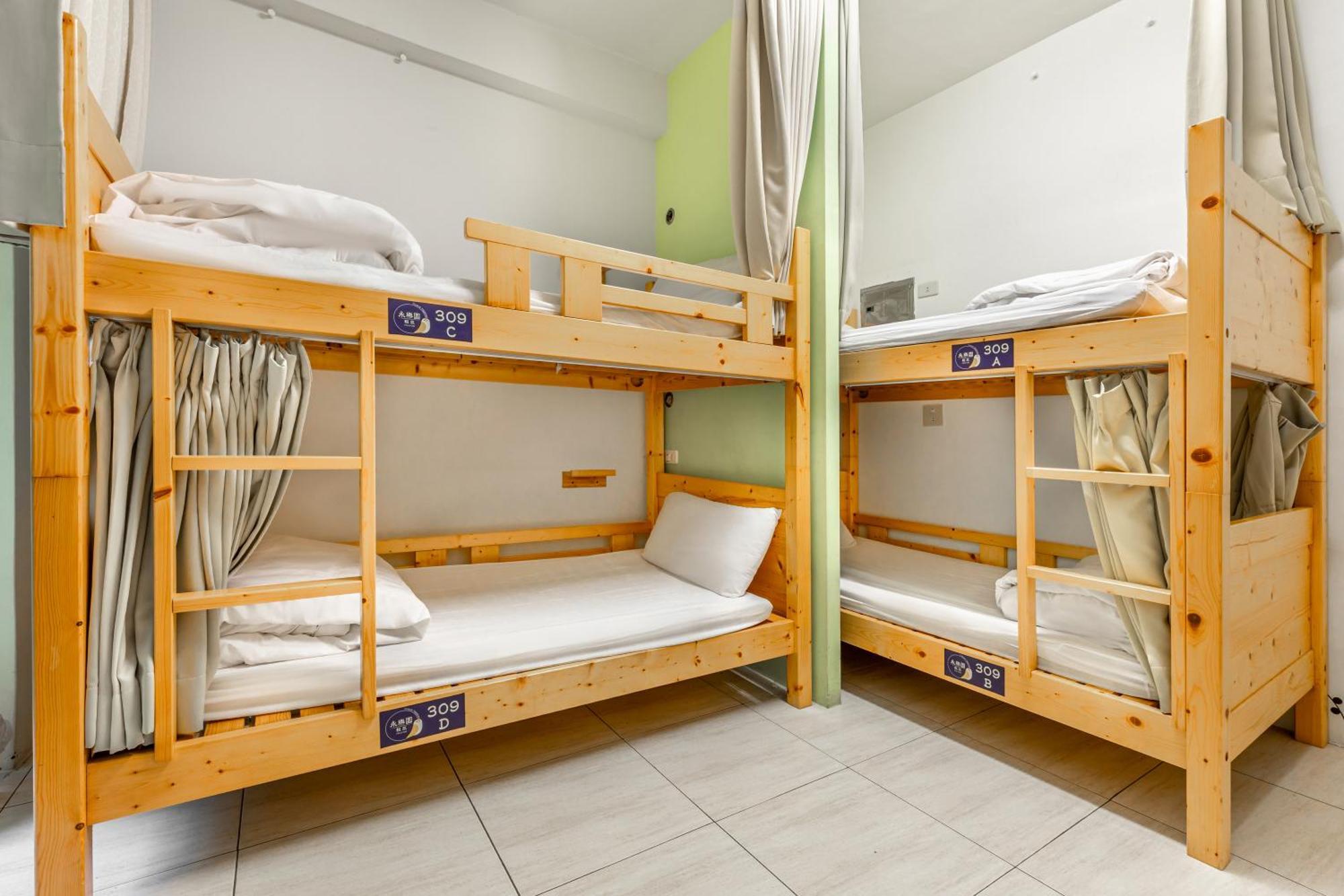 Forever Happiness Hostel 埔里 エクステリア 写真