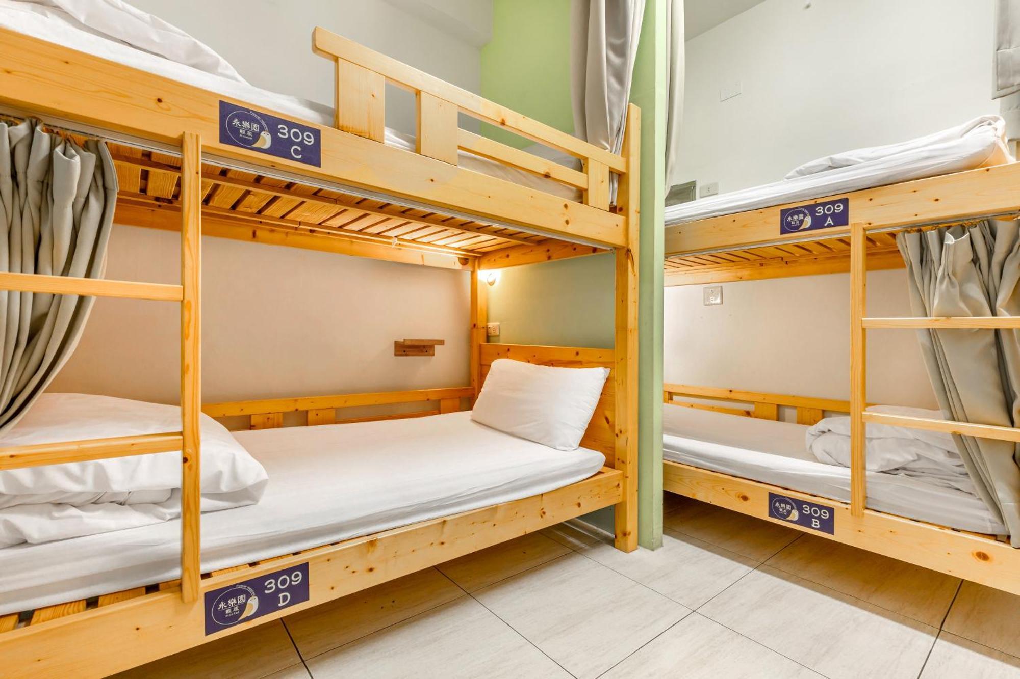 Forever Happiness Hostel 埔里 エクステリア 写真