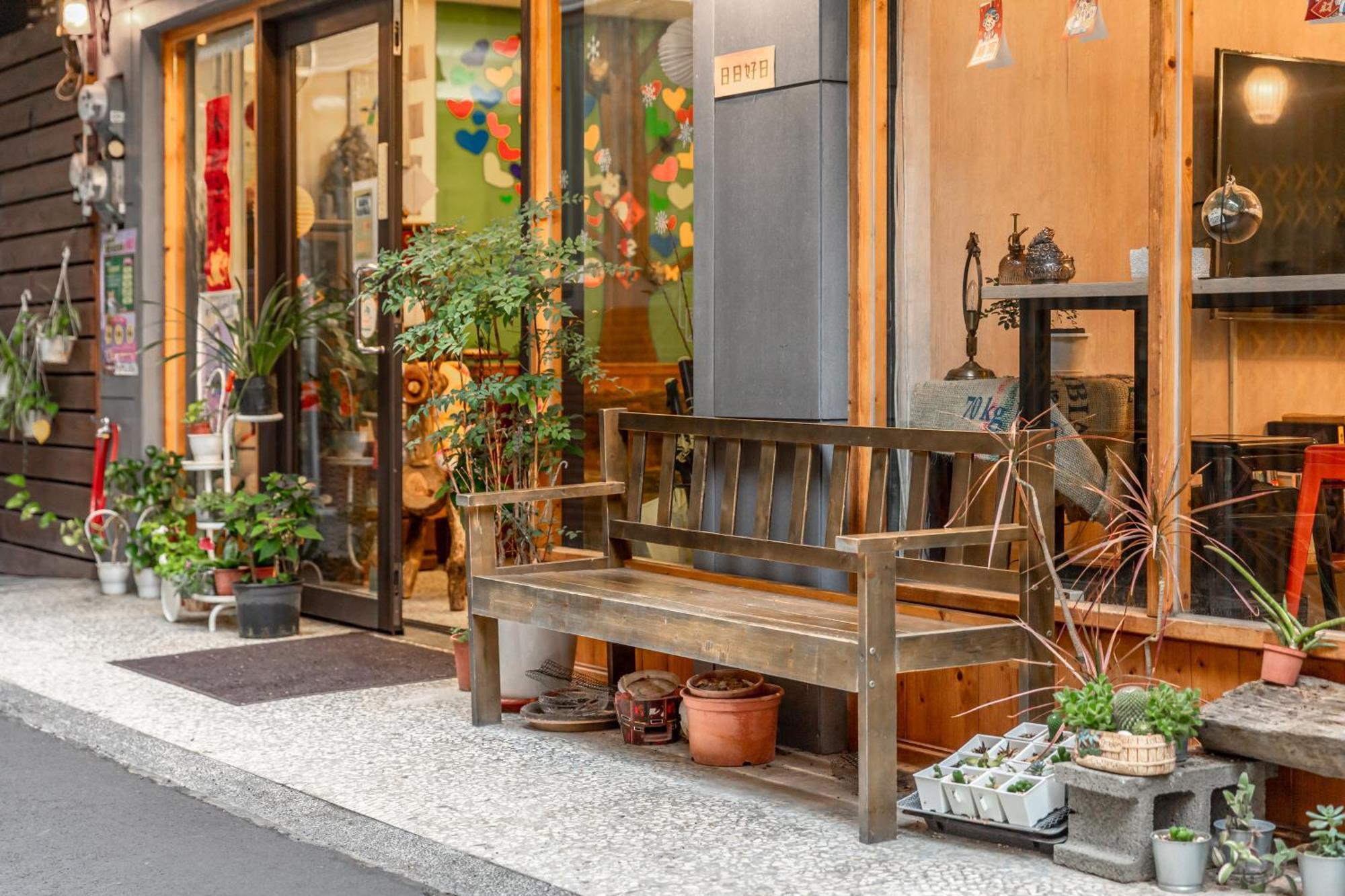 Forever Happiness Hostel 埔里 エクステリア 写真
